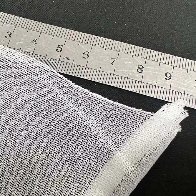 curving edge of circualr elastic fabric